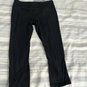 Lululemon crop leggings size 8